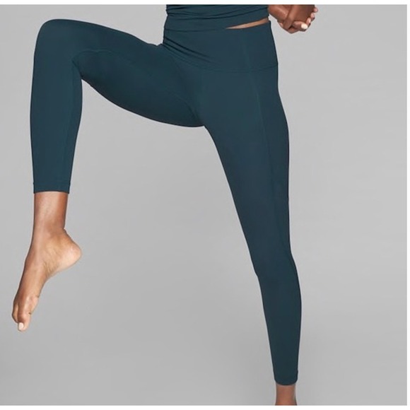 Athleta Pants - Athleta Leggings Womens Small Blue Salutation 7/8 Tight In Powervita Capri